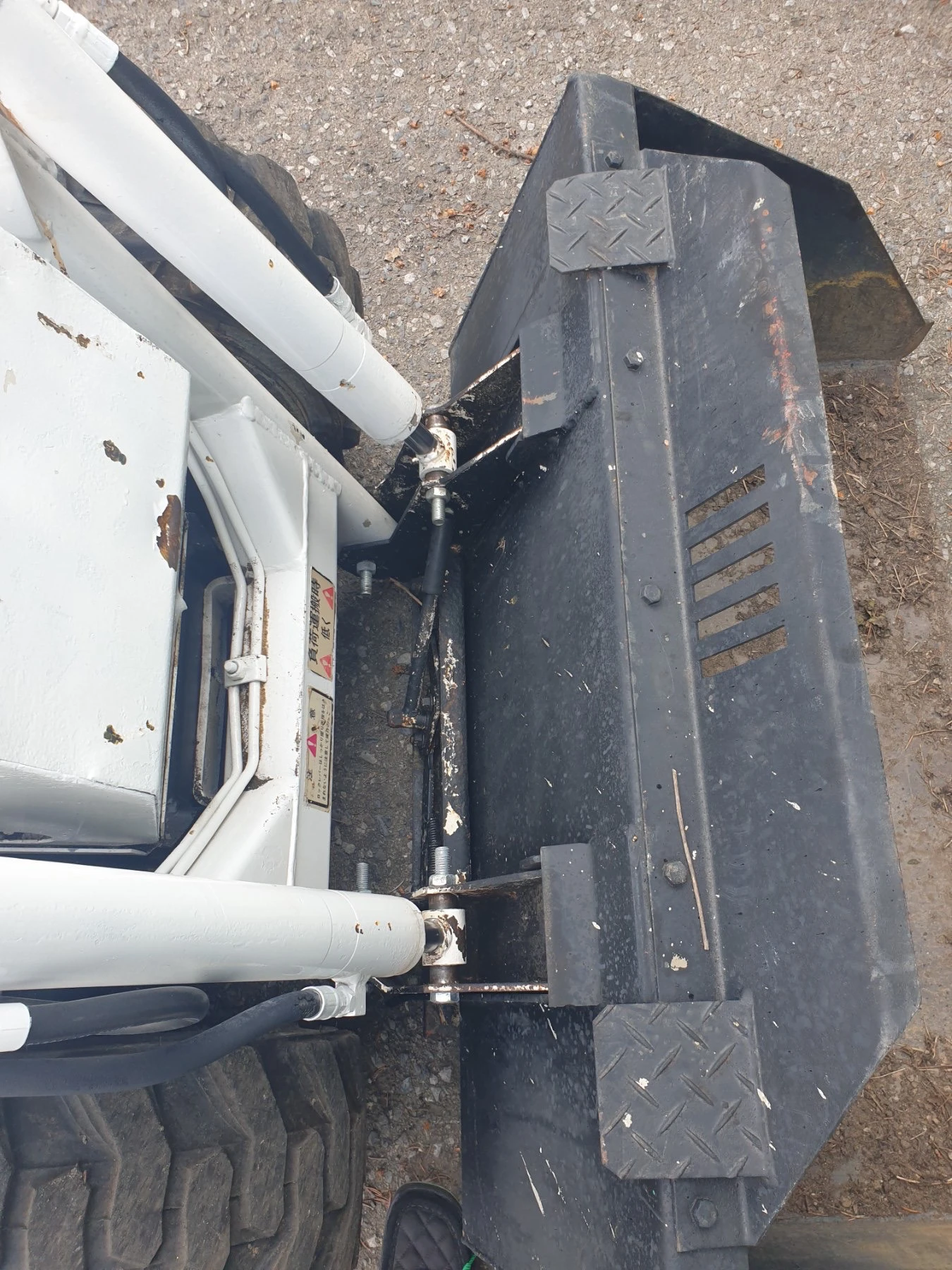 ���� ����� �������� Bobcat Clark ��������� ��������� | Mobile.bg � ����������� 14