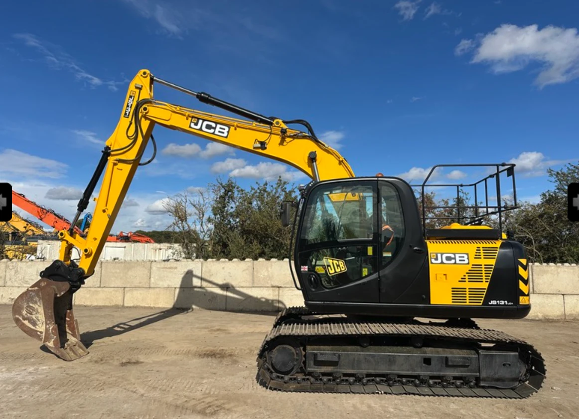 Багер JCB JS131 LC - изображение 2