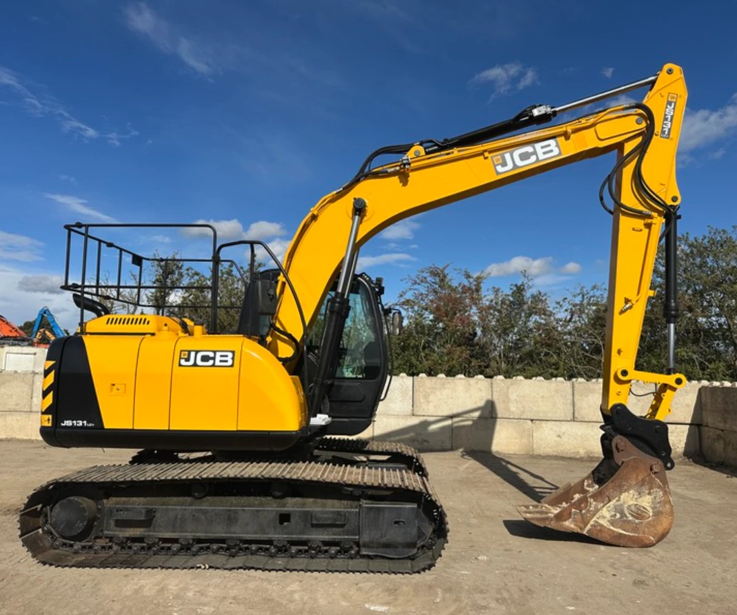 Багер JCB JS131 LC - изображение 3