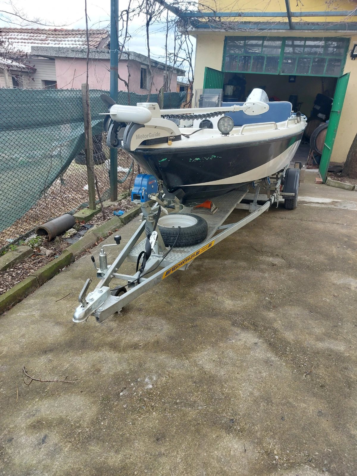  Ally KONERO | Mobile.bg   1