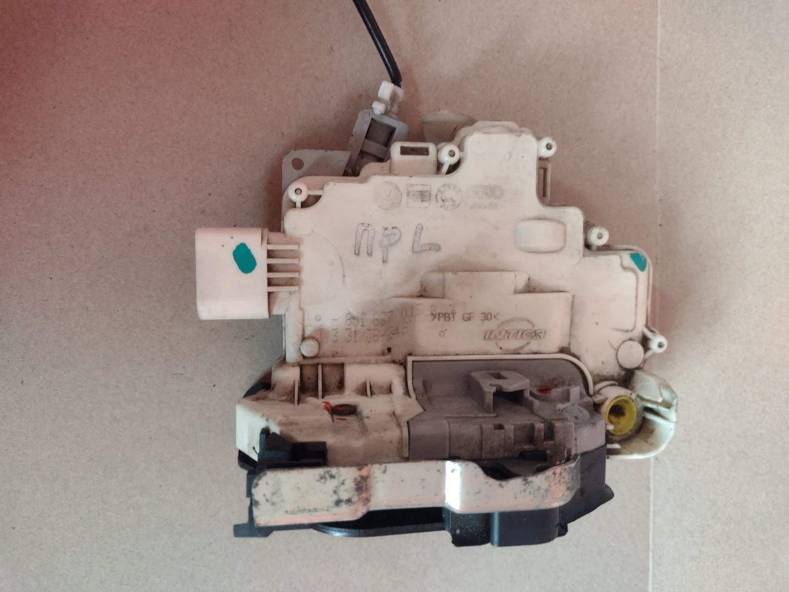 8J1837015A       AUDI A4 B8  8J1 837 015 A | Mobile.bg   2