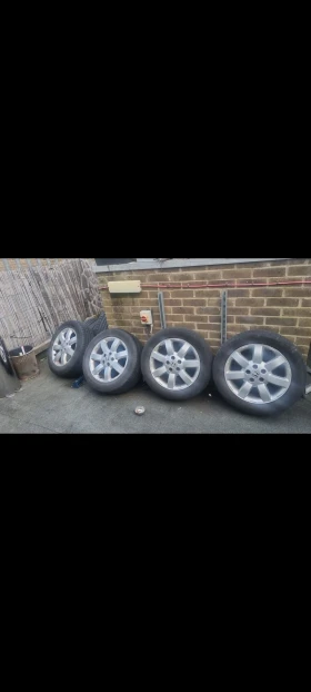        225/65R17  Honda Cr-v