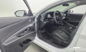 Hyundai Elantra 1.6 LPi Smart, снимка 13