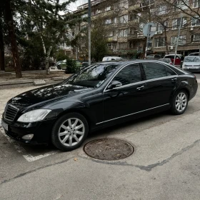 Обява за продажба на Mercedes-Benz S 500 LPG* KEYLES* KAMERA* VAKUM* DISTRONIC* NIGHTV* FUL ~33 333 лв. - изображение 1