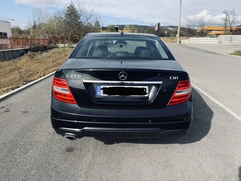 Mercedes-Benz C 220 Avangard//LED//  AMG Pack// , снимка 4 - Автомобили и джипове - 47174262