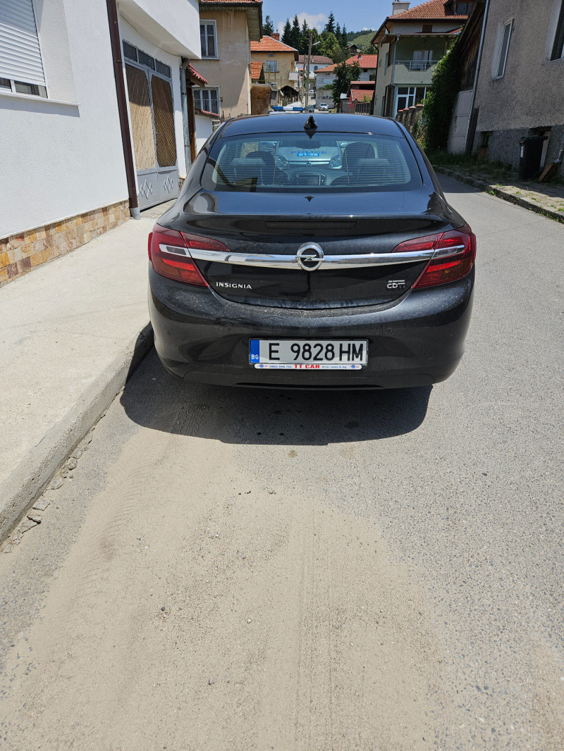 Opel Insignia, снимка 3 - Автомобили и джипове - 46427431
