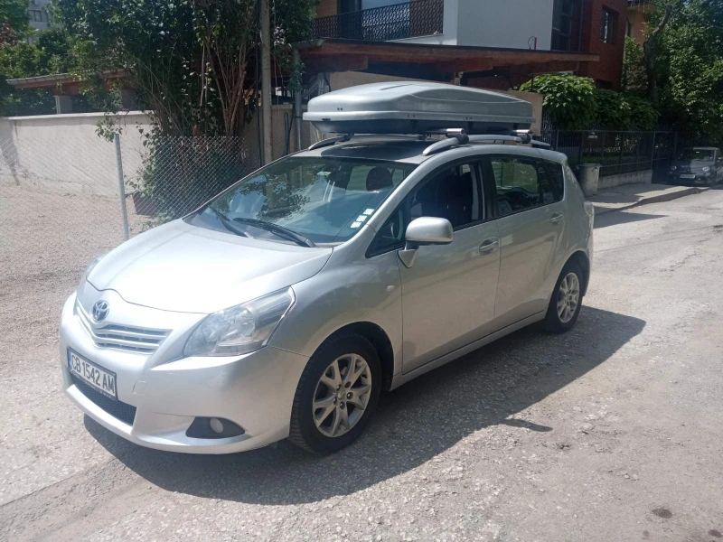 Toyota Verso 2.0 D 127кс., снимка 1 - Автомобили и джипове - 47151874