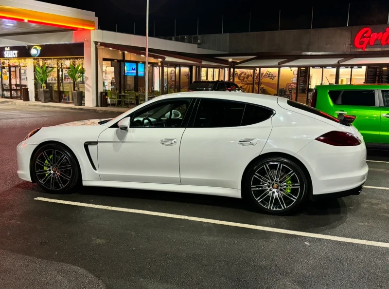 Porsche Panamera Porsche Panamera 3.0 Diesel, снимка 6 - Автомобили и джипове - 47629287