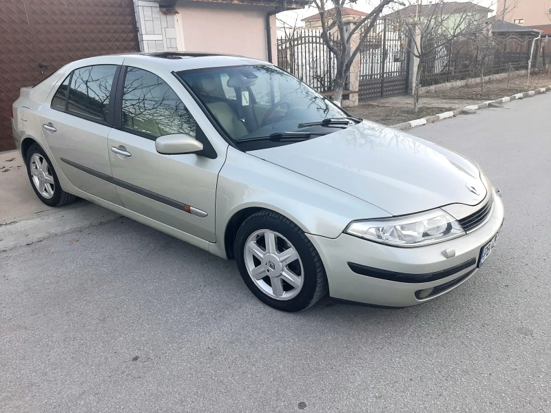 Renault Laguna 1.8i.120k.+ КЛИМА. ГАЗОВ инжекцион , снимка 5 - Автомобили и джипове - 48398640