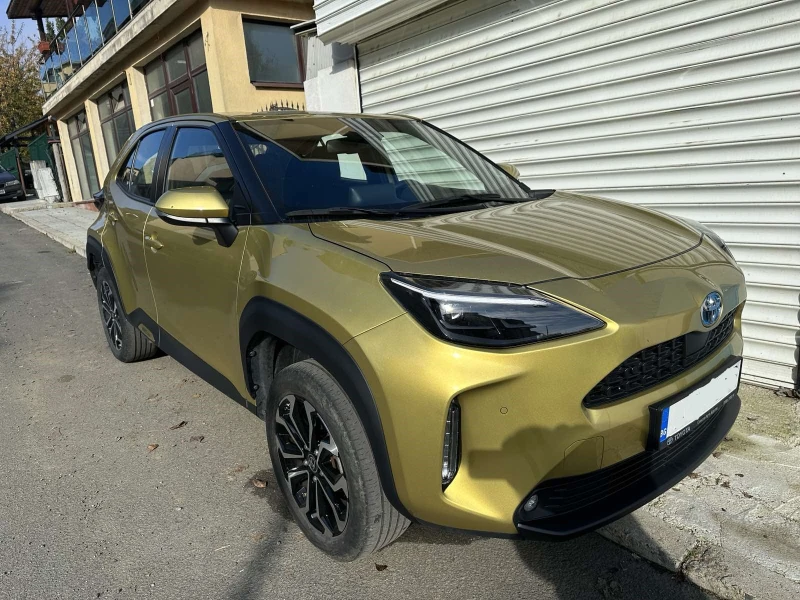 Toyota Yaris Cross 1.5, снимка 2 - Автомобили и джипове - 52698046