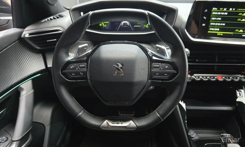 Peugeot 2008, снимка 13 - Автомобили и джипове - 52723061