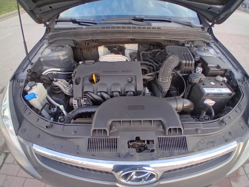 Hyundai I30 1.6i 126kc G4FC EXCLUSIVE , снимка 17 - Автомобили и джипове - 52917136