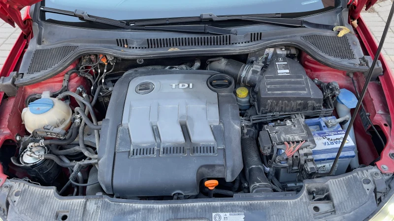 Seat Ibiza, снимка 8 - Автомобили и джипове - 53166716