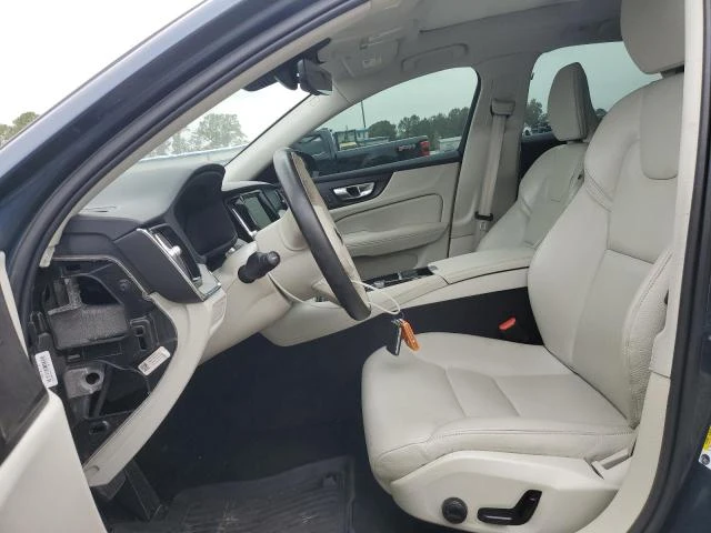 Volvo S60 2.0L 4 All wheel drive, снимка 9 - Автомобили и джипове - 52904626