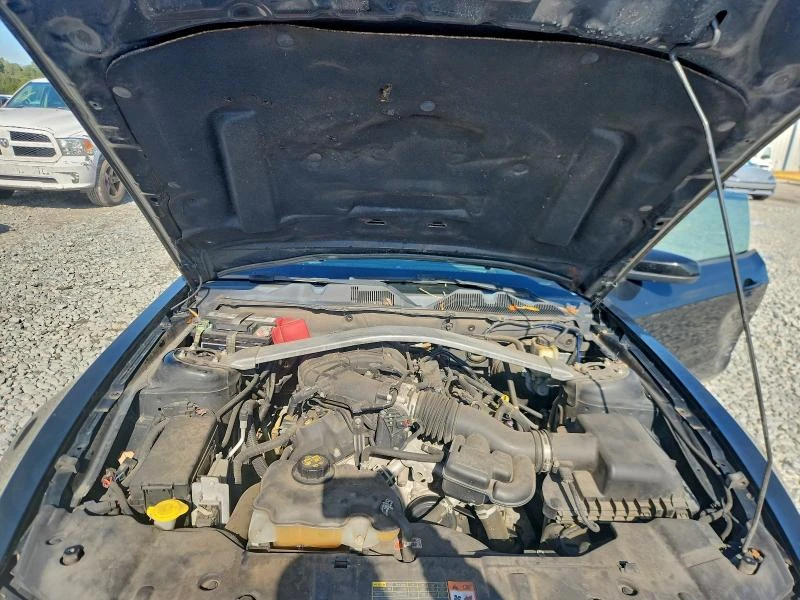 Ford Mustang 3.7L 6 Rear-wheel drive, снимка 3 - Автомобили и джипове - 52904759