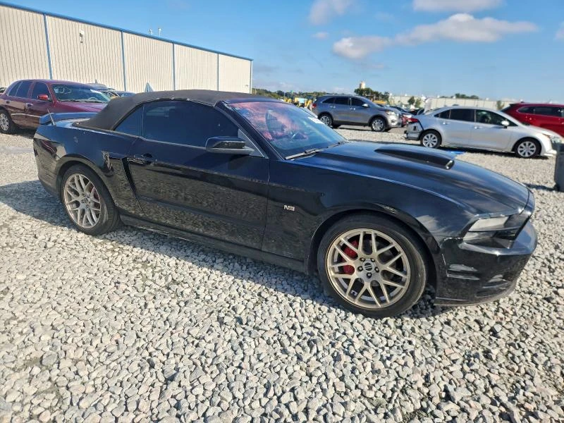 Ford Mustang 3.7L 6 Rear-wheel drive, снимка 6 - Автомобили и джипове - 52904759