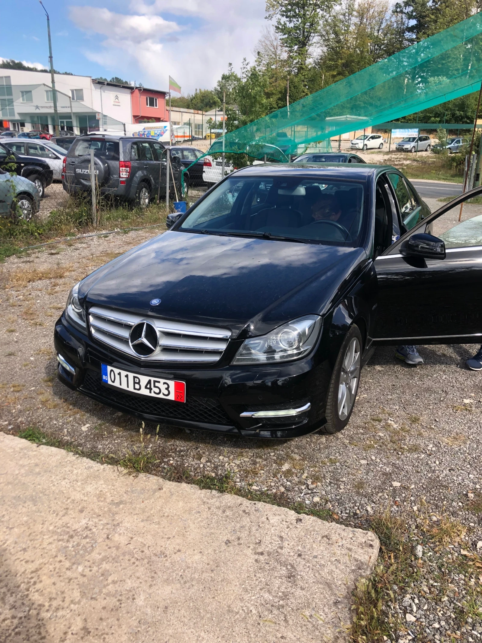 Mercedes-Benz C 220 Avangard/LED//  AMG Pack// Реални километри | Mobile.bg — изображение 1