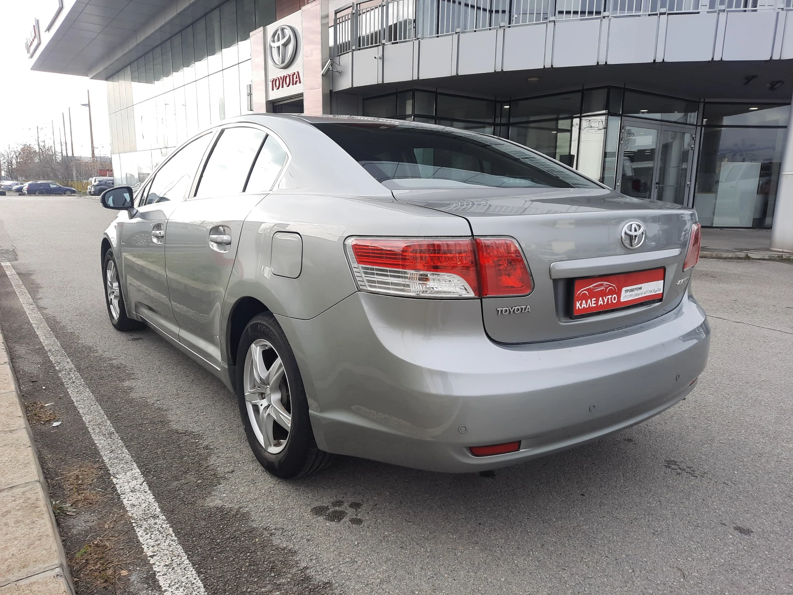 Toyota Avensis 1.6 VVT-i - изображение 6