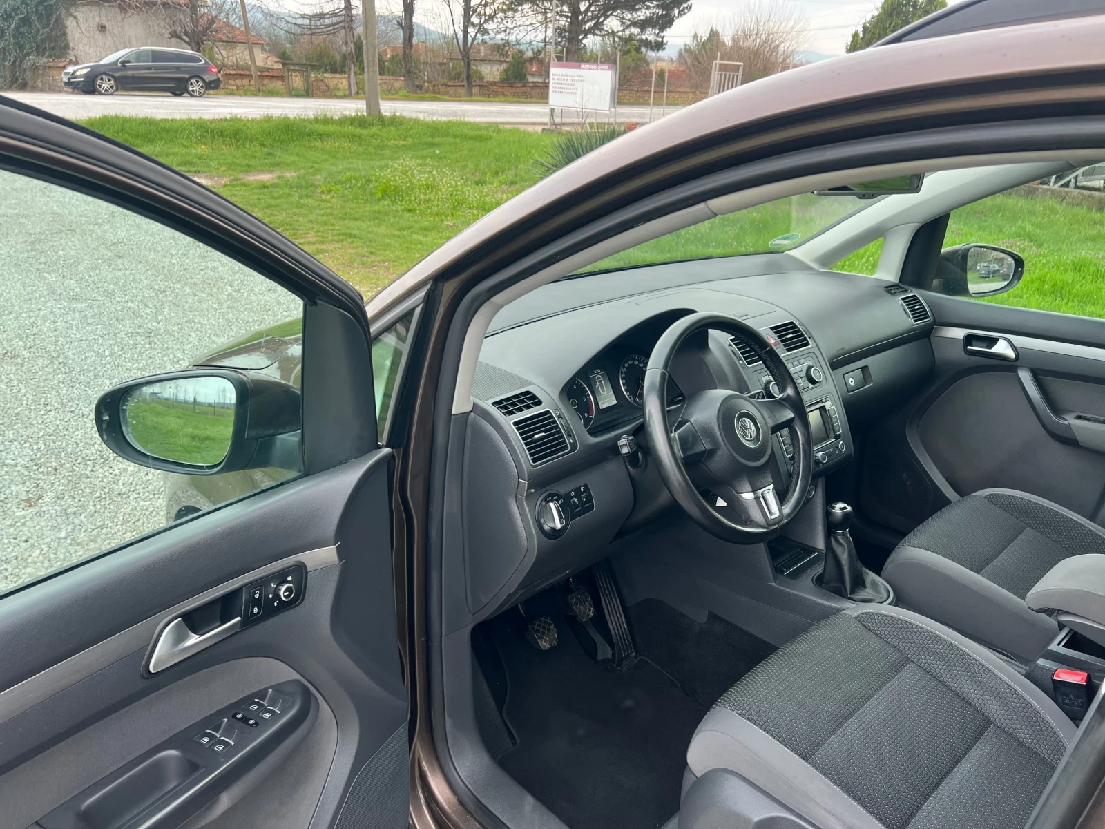 VW Touran  - изображение 10