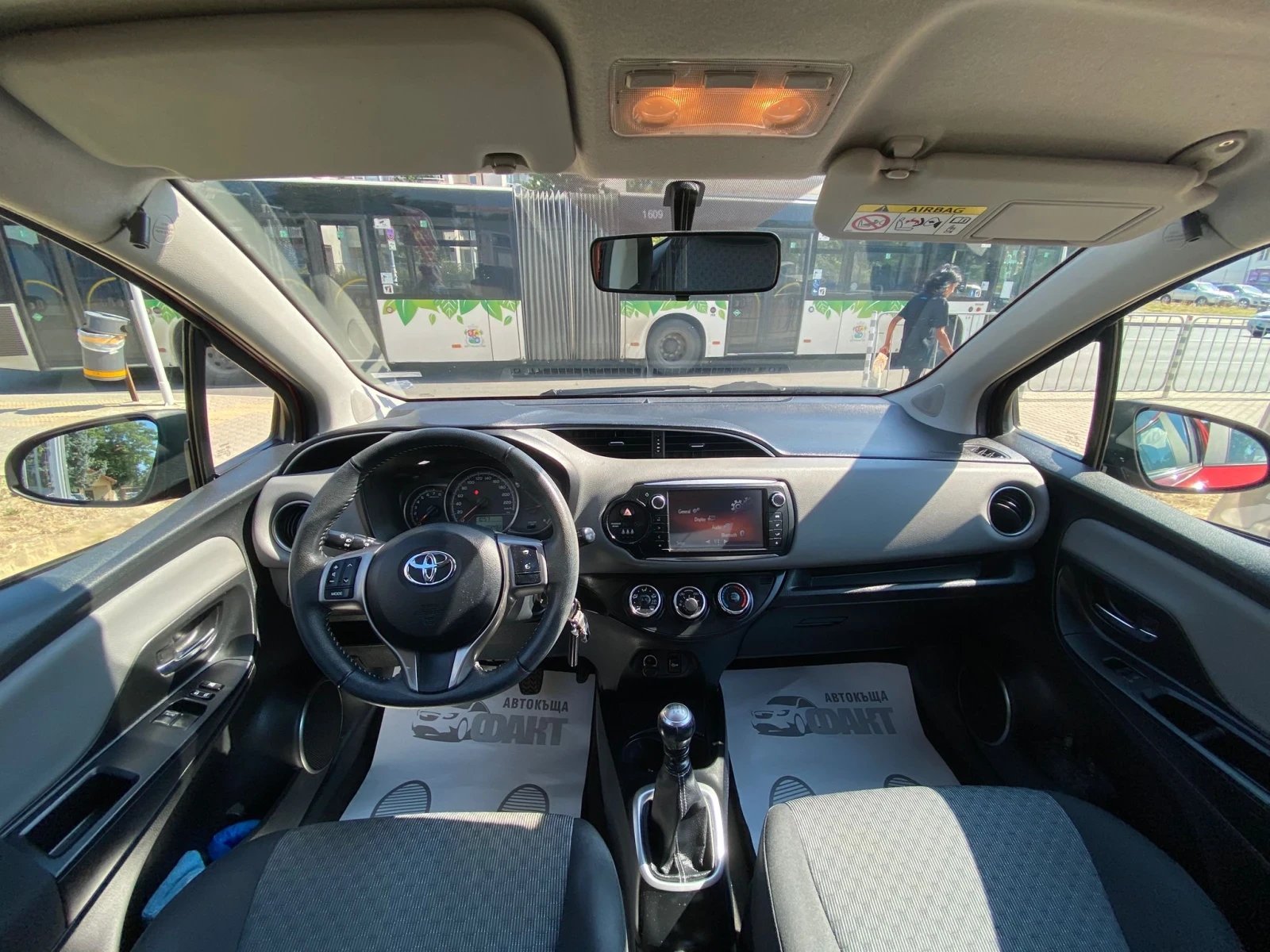 Toyota Yaris 1.3VVT-i/EU.5B/РЕАЛНИ КМ ! ! !  - изображение 9