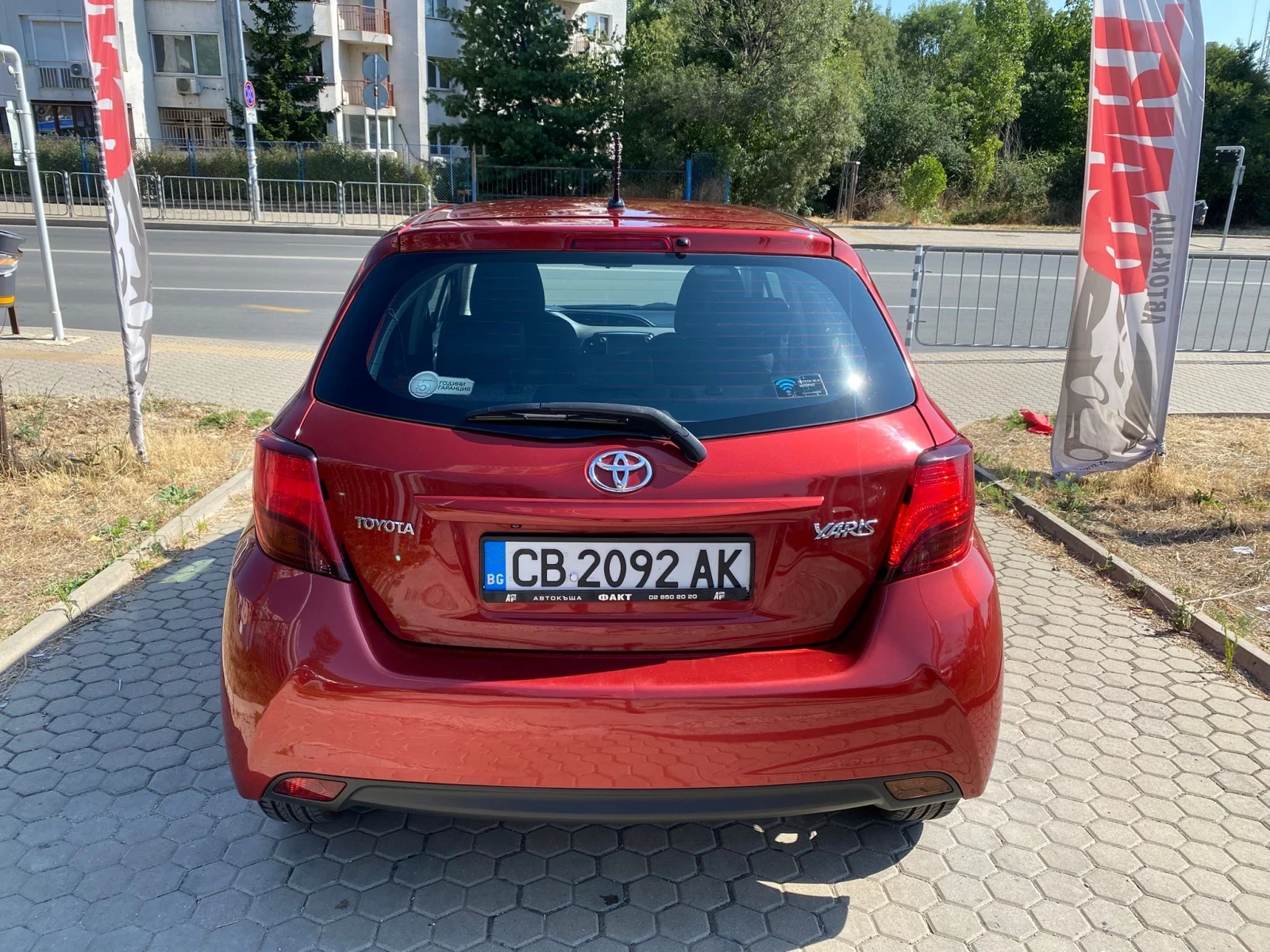 Toyota Yaris 1.3VVT-i/EU.5B/РЕАЛНИ КМ ! ! !  - изображение 5