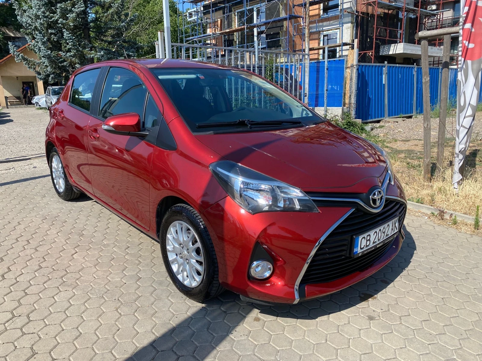 Toyota Yaris 1.3VVT-i/EU.5B/РЕАЛНИ КМ ! ! !  - изображение 3
