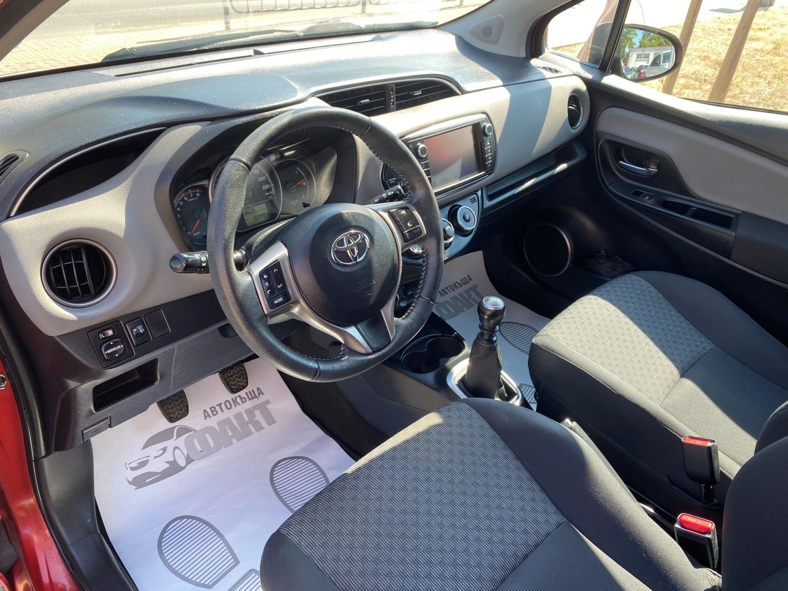 Toyota Yaris 1.3VVT-i/EU.5B/РЕАЛНИ КМ ! ! !  - изображение 7