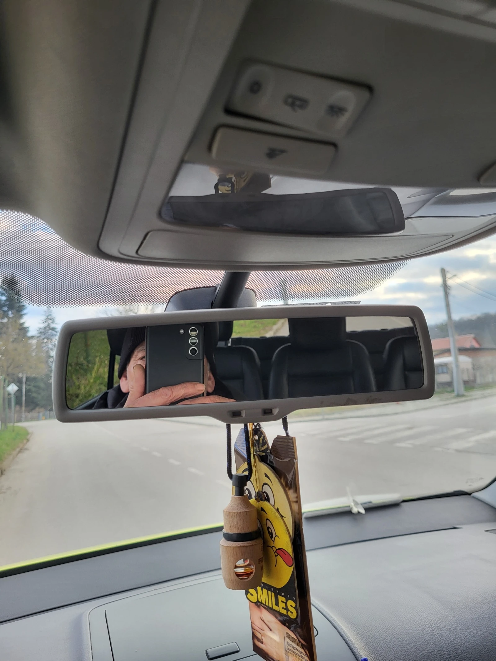 VW Touran 1.4 | Mobile.bg   15