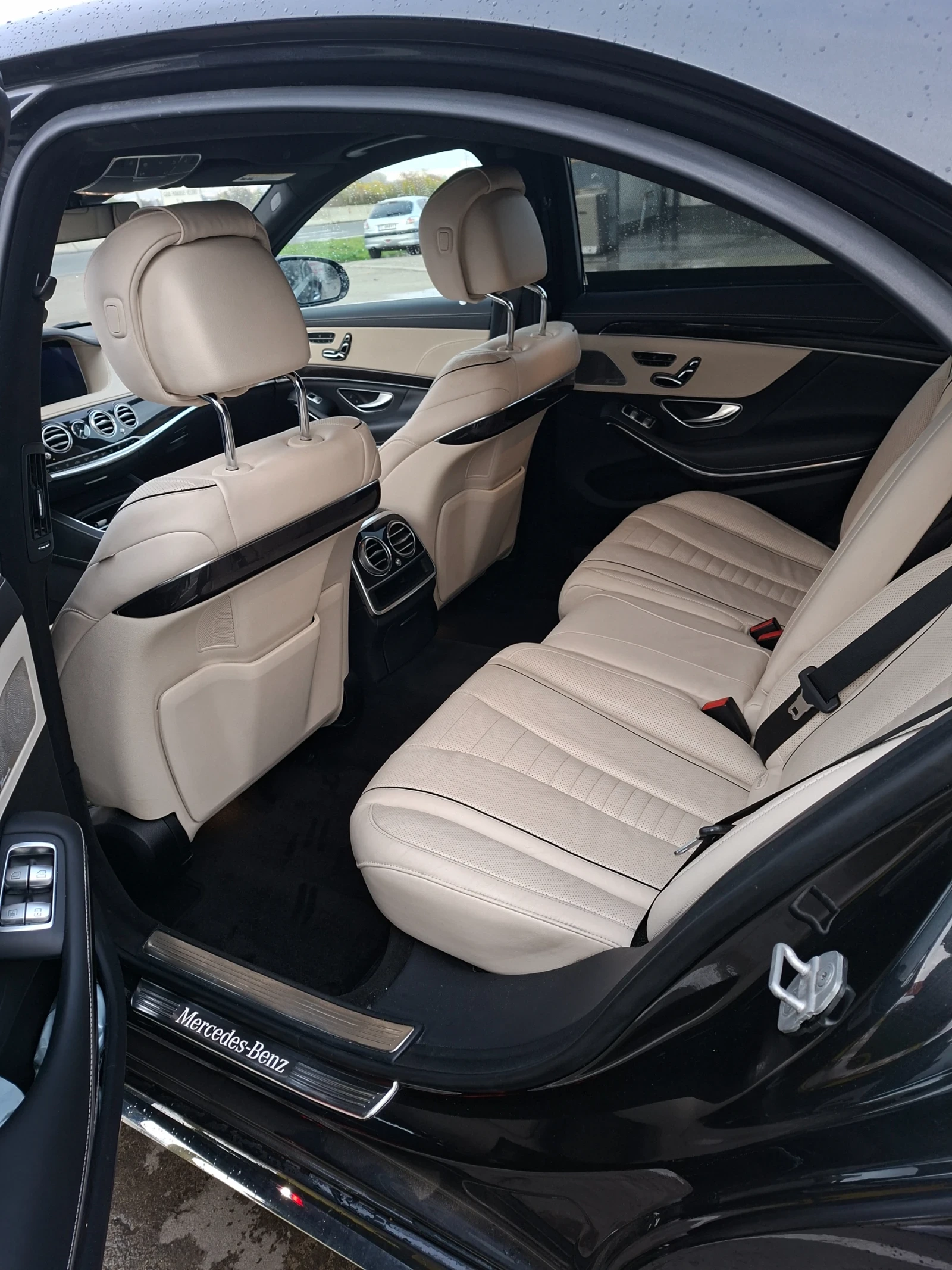 Mercedes-Benz S 560, снимка 14 - Автомобили и джипове - 55367346