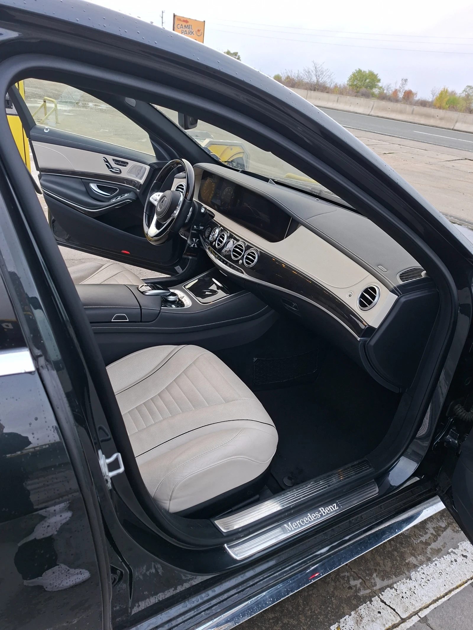 Mercedes-Benz S 560, снимка 13 - Автомобили и джипове - 55367346