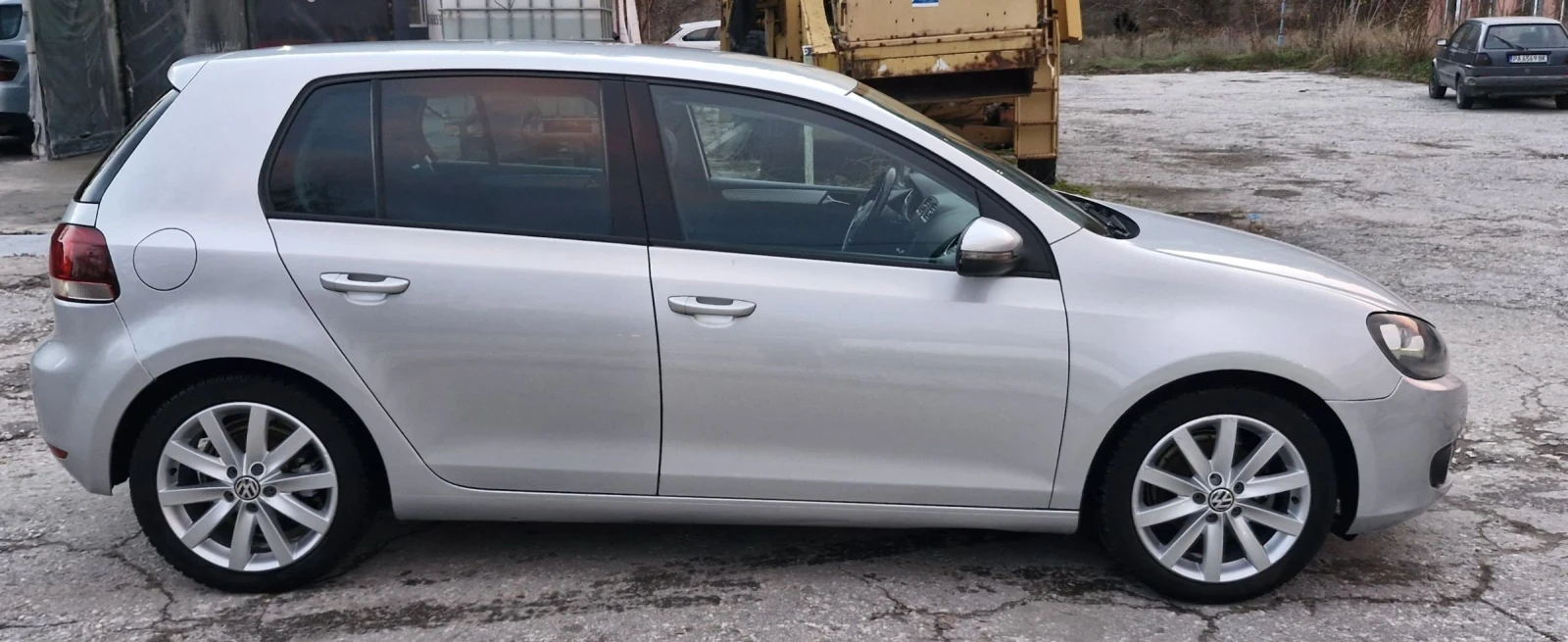 VW Golf 1.6tdi 105hp Highline - изображение 4