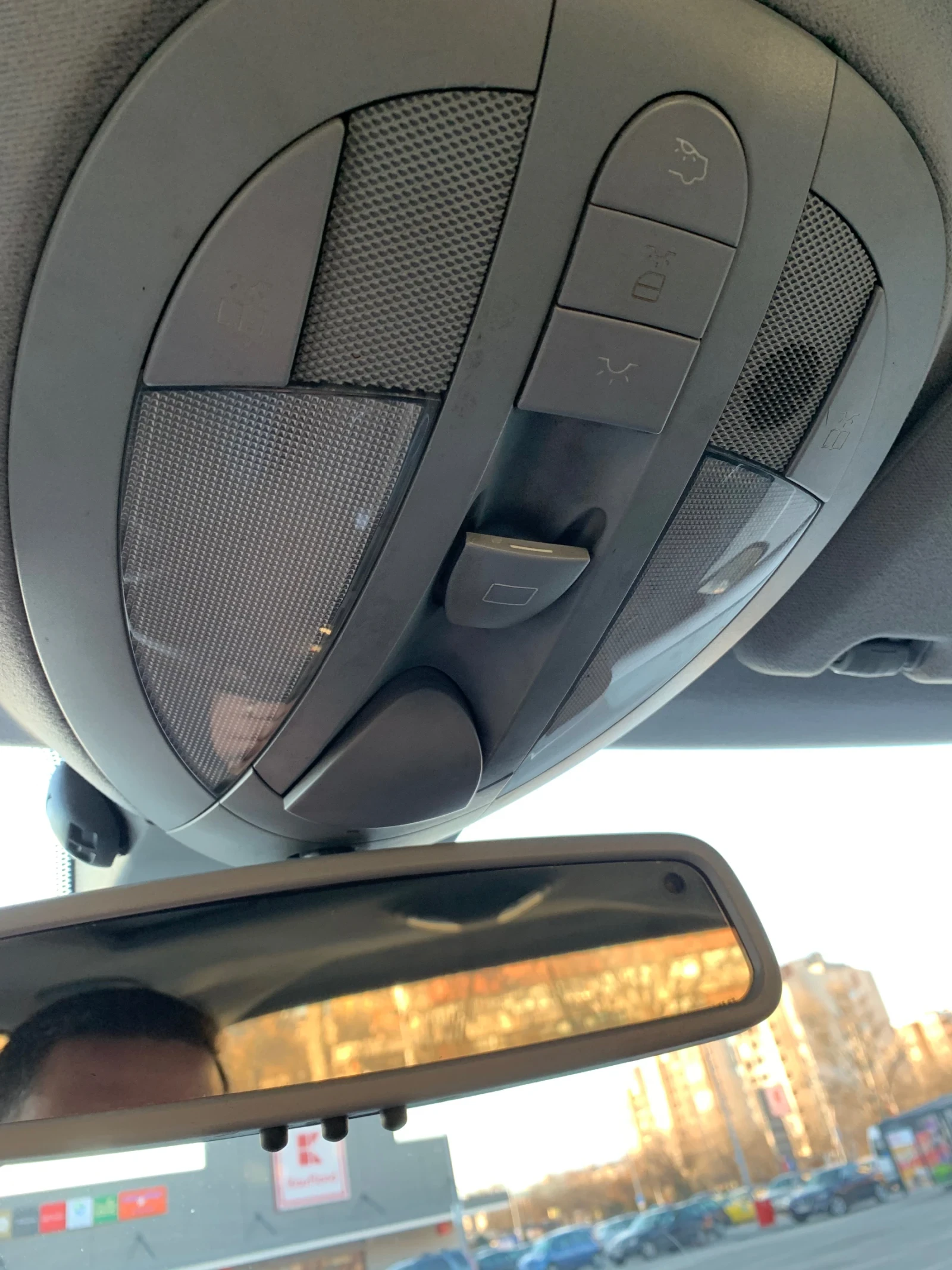 Mercedes-Benz E 200 | Mobile.bg � ����������� 11