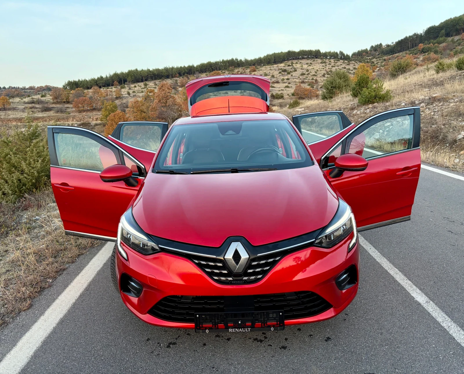 Renault Clio 1.0 TCe 90 к.с. - 2022 г., Нов внос, ТОП състояние - изображение 7