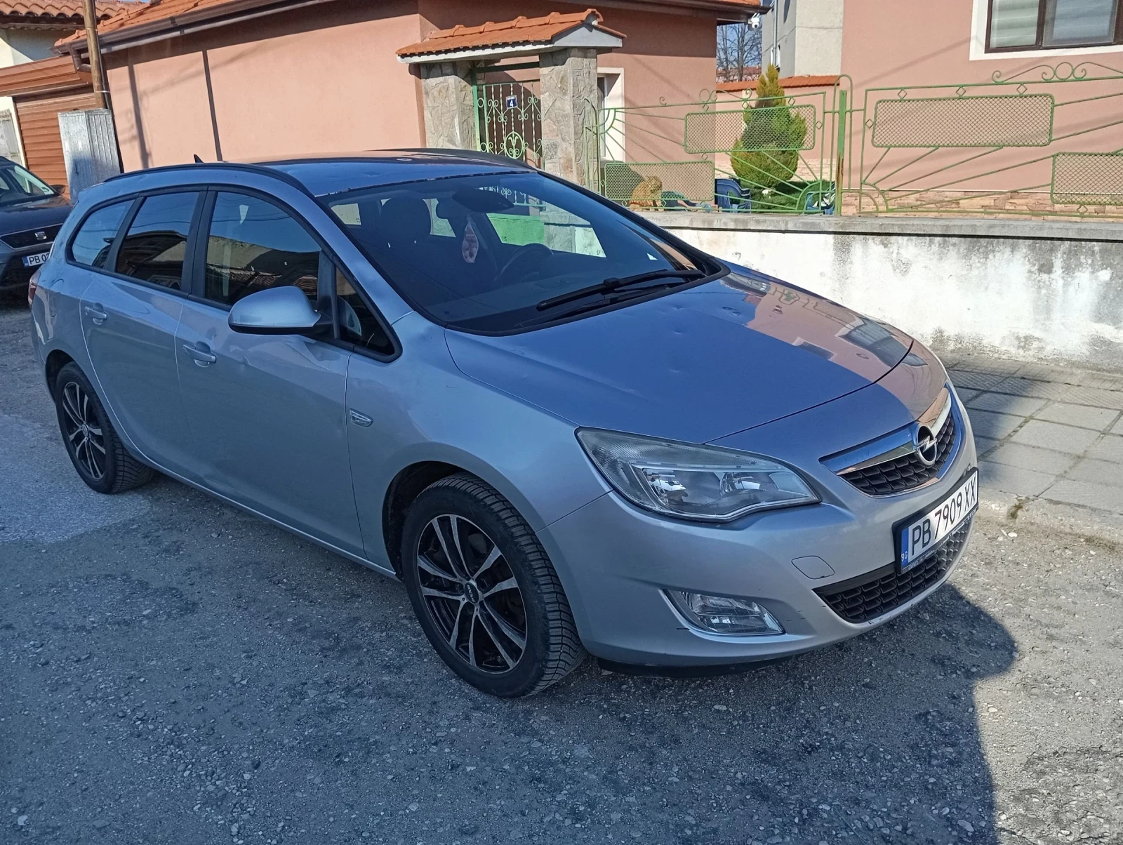 Opel Astra 2.0 cdti , снимка 2 - Автомобили и джипове - 53767992
