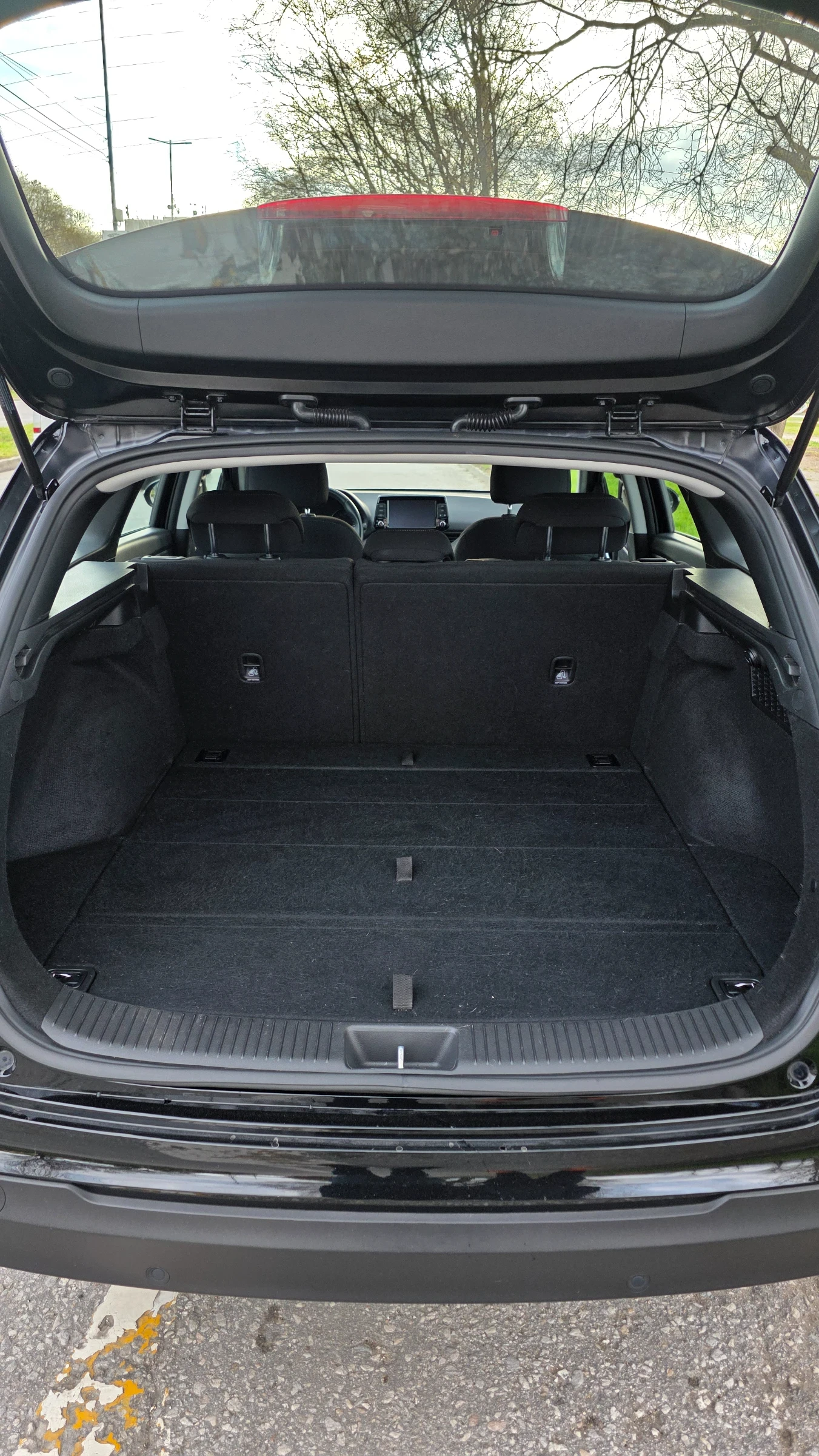 Hyundai I30  1.4I 100кс ПЕРФЕКТНА!!!, снимка 6 - Автомобили и джипове - 54024419