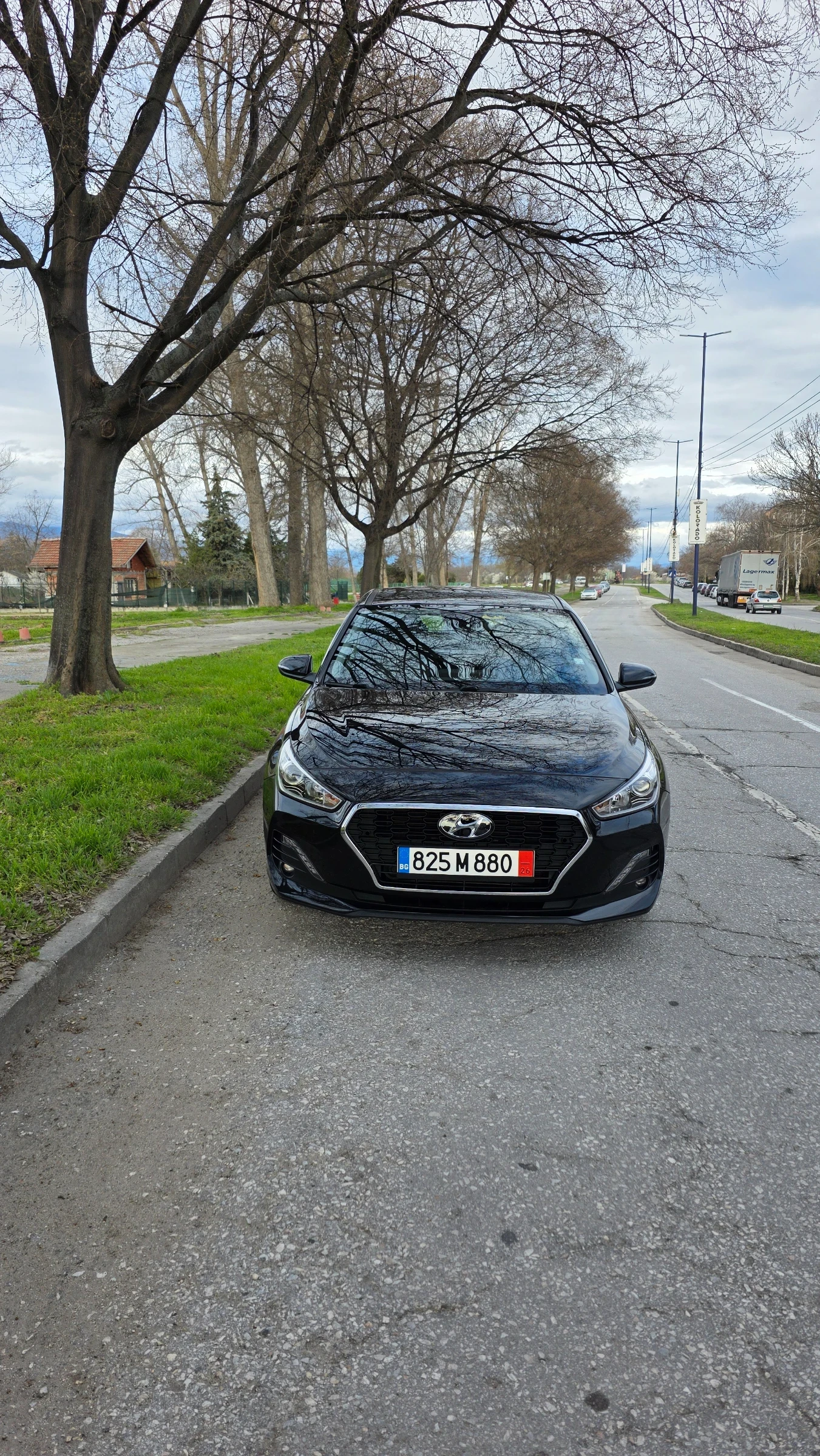 Hyundai I30  1.4I 100кс ПЕРФЕКТНА!!!