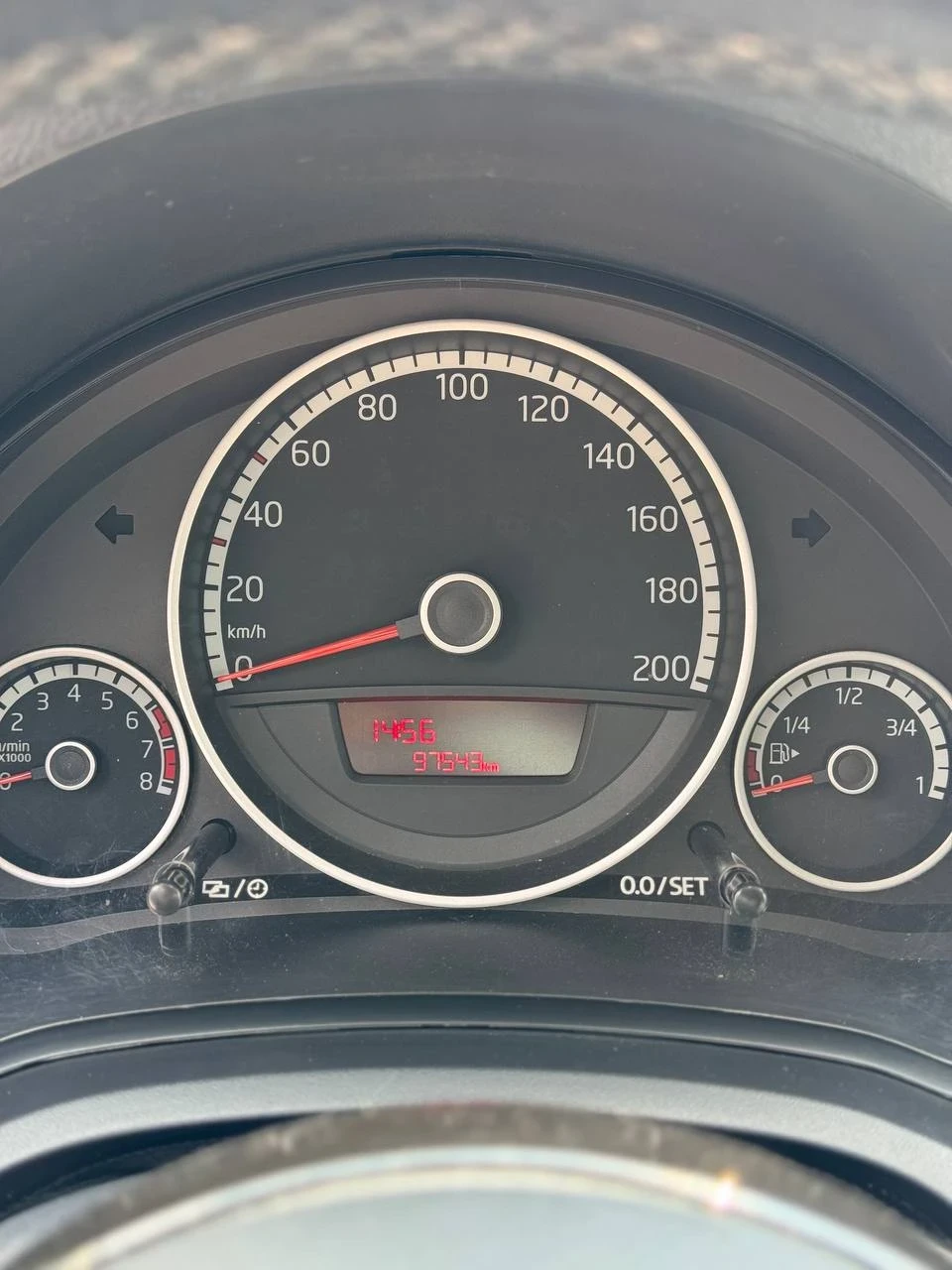 VW Up, снимка 11 - Автомобили и джипове - 54036814