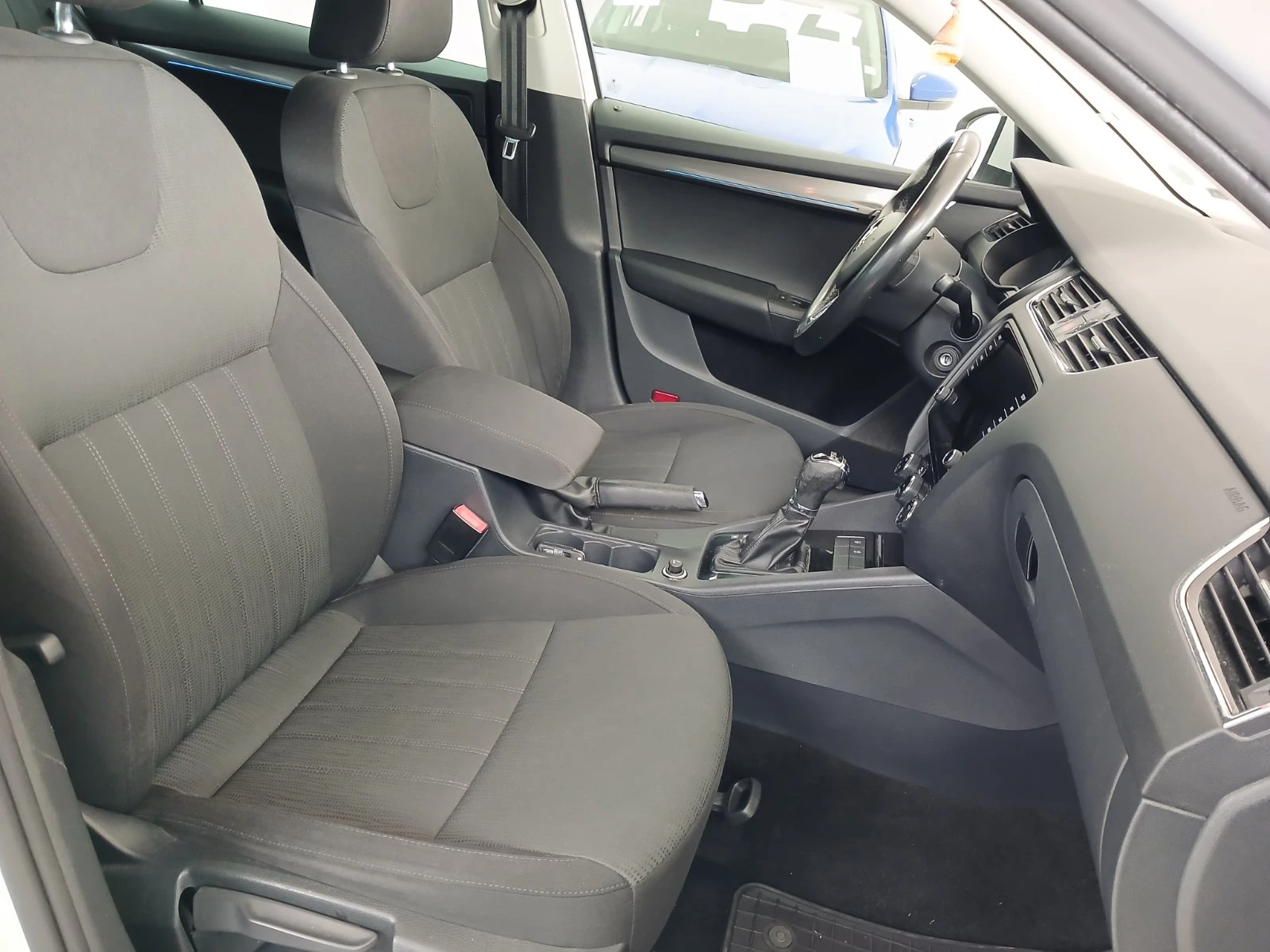 Skoda Octavia 2.0 TDI/ 150 к.с./7DSG, снимка 7 - Автомобили и джипове - 54106190