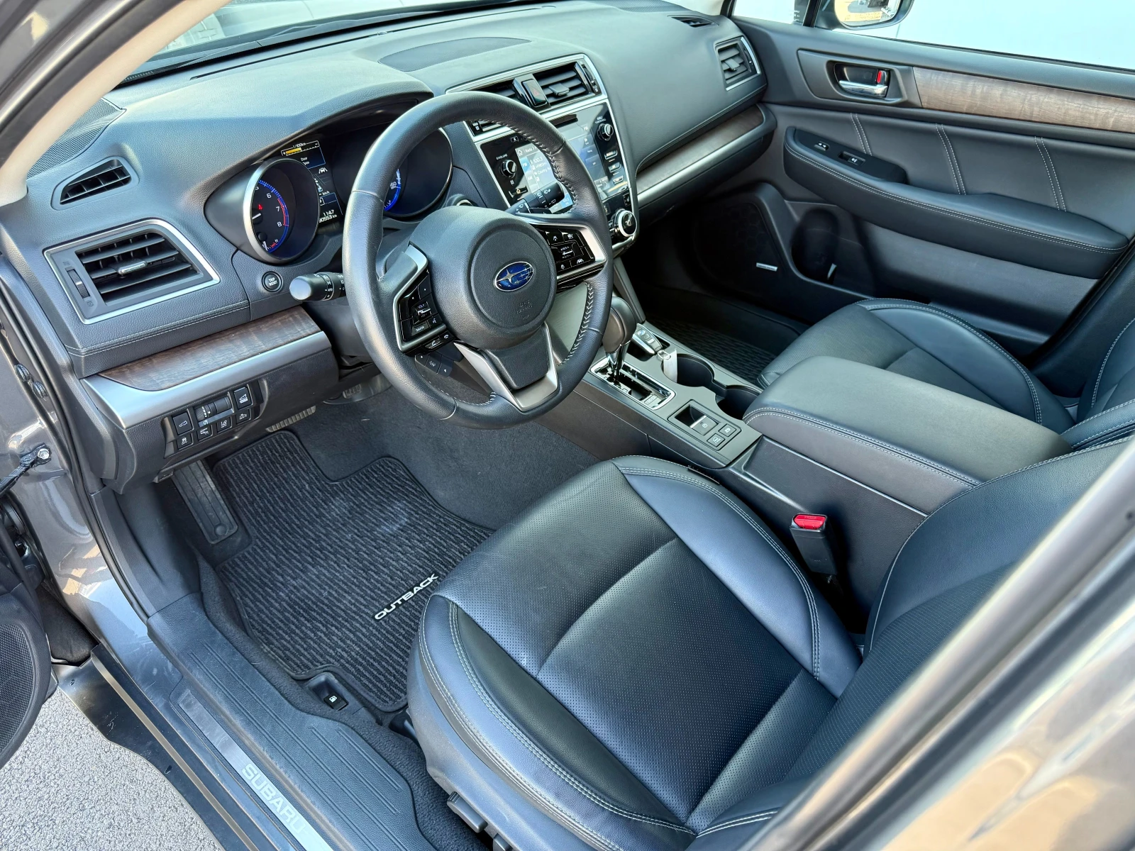 Subaru Outback 3.6R* Limited, снимка 9 - Автомобили и джипове - 54213456