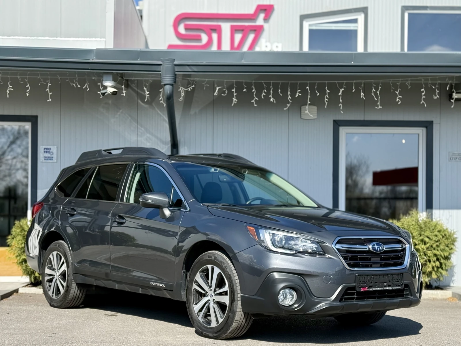 Subaru Outback 3.6R* Limited, снимка 3 - Автомобили и джипове - 54213456