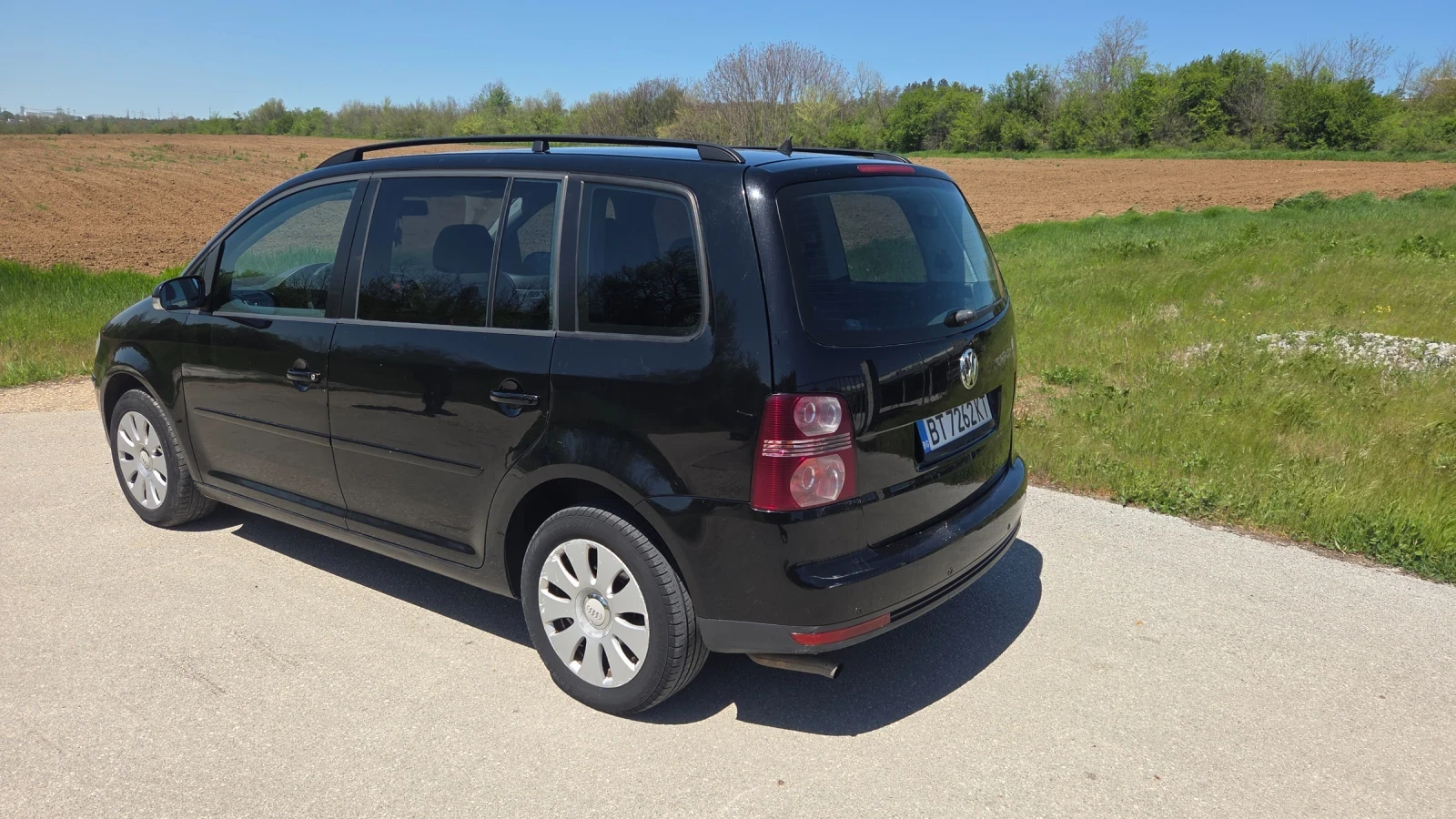 VW Touran 2.0 i газ/бензин, снимка 3 - Автомобили и джипове - 54345925