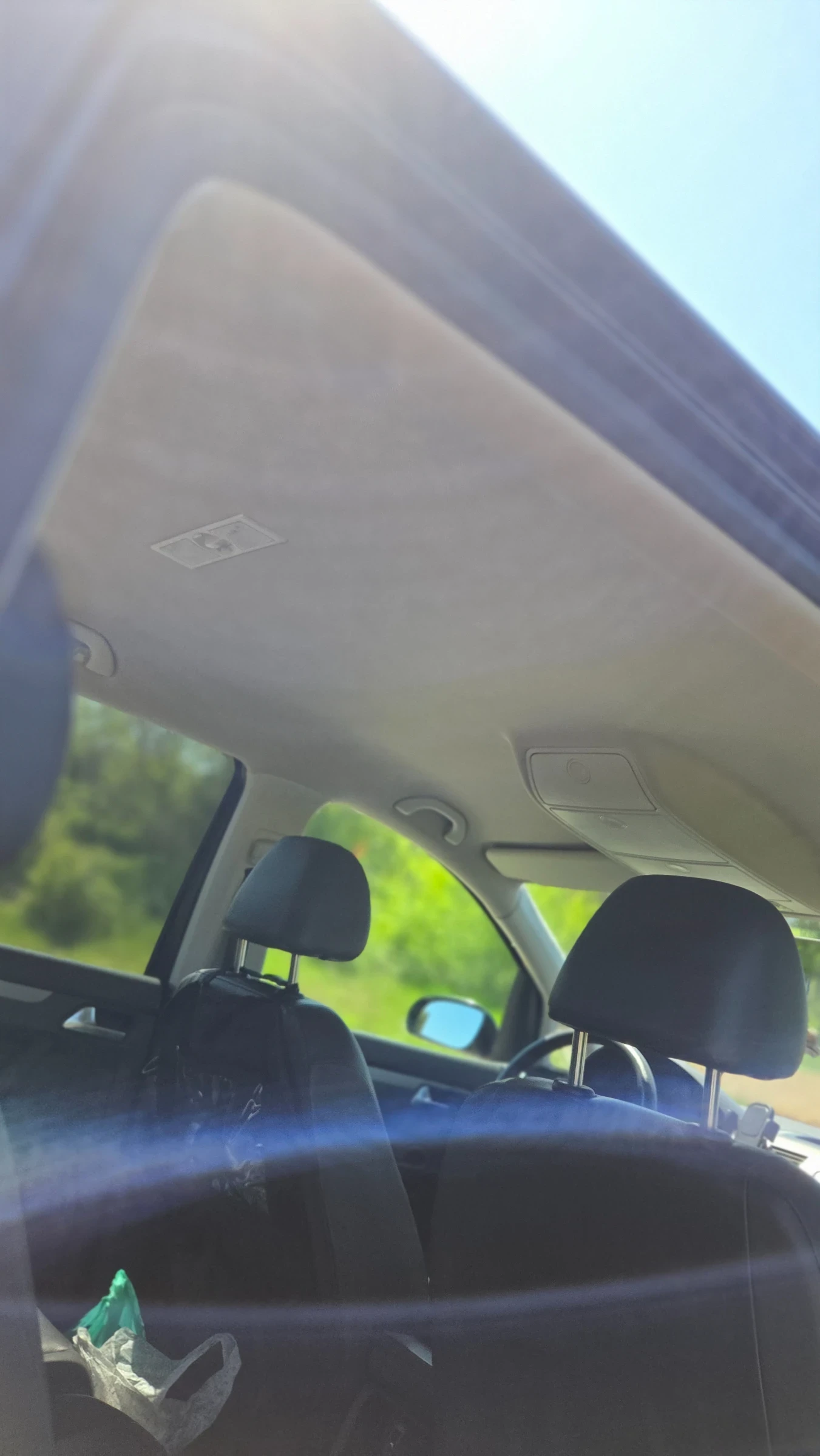 VW Touran 2.0 i газ/бензин, снимка 16 - Автомобили и джипове - 54345925