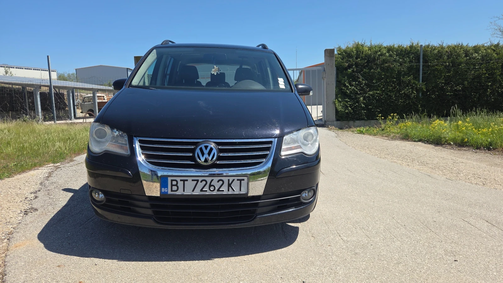 VW Touran 2.0 i газ/бензин, снимка 8 - Автомобили и джипове - 54345925