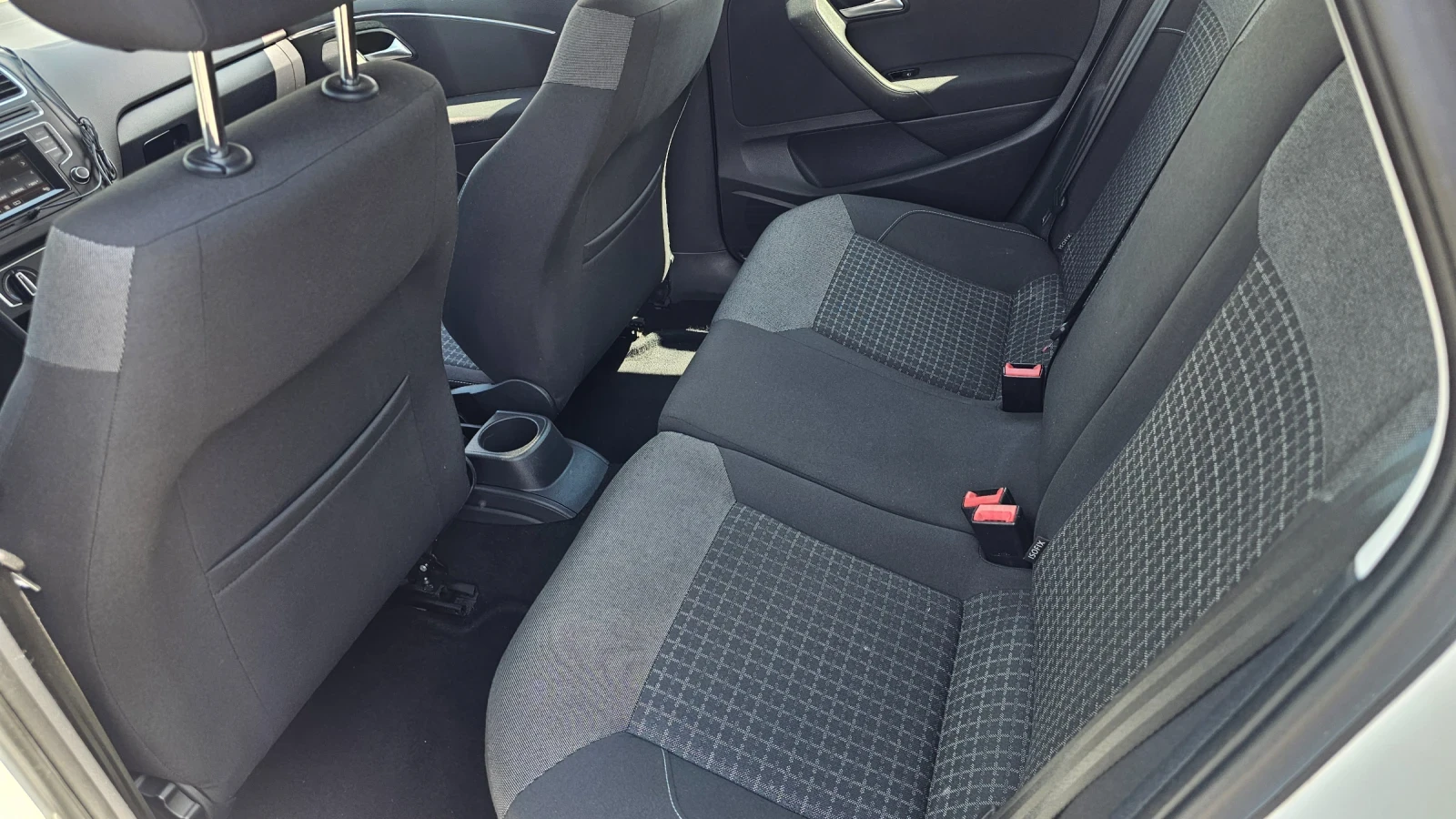 VW Polo NAVI-EVRO 6-LIZING, снимка 9 - Автомобили и джипове - 54755205