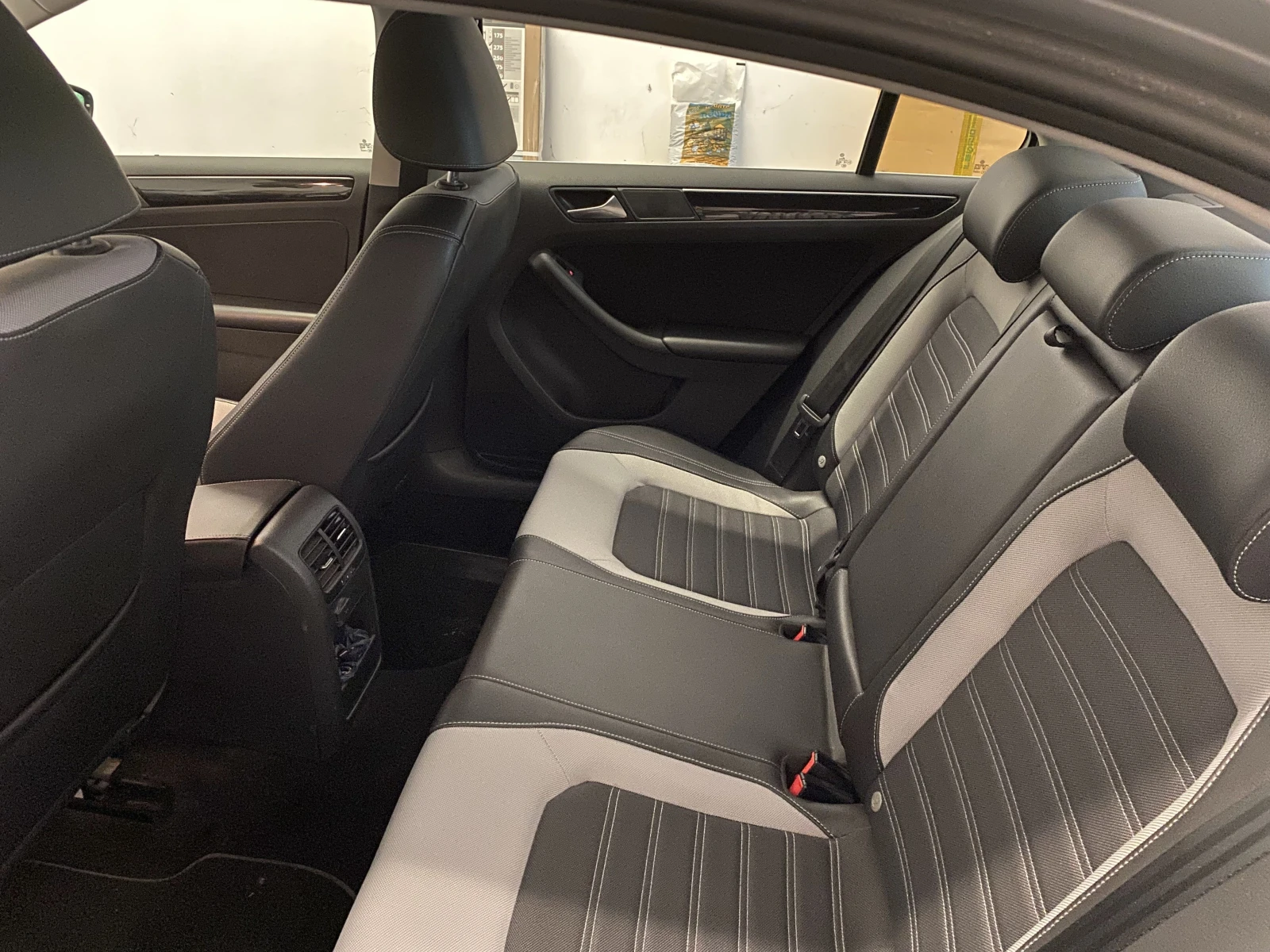 VW Jetta 1.4 TSI 150 к.с. DSG BlueMotion, снимка 7 - Автомобили и джипове - 54810663