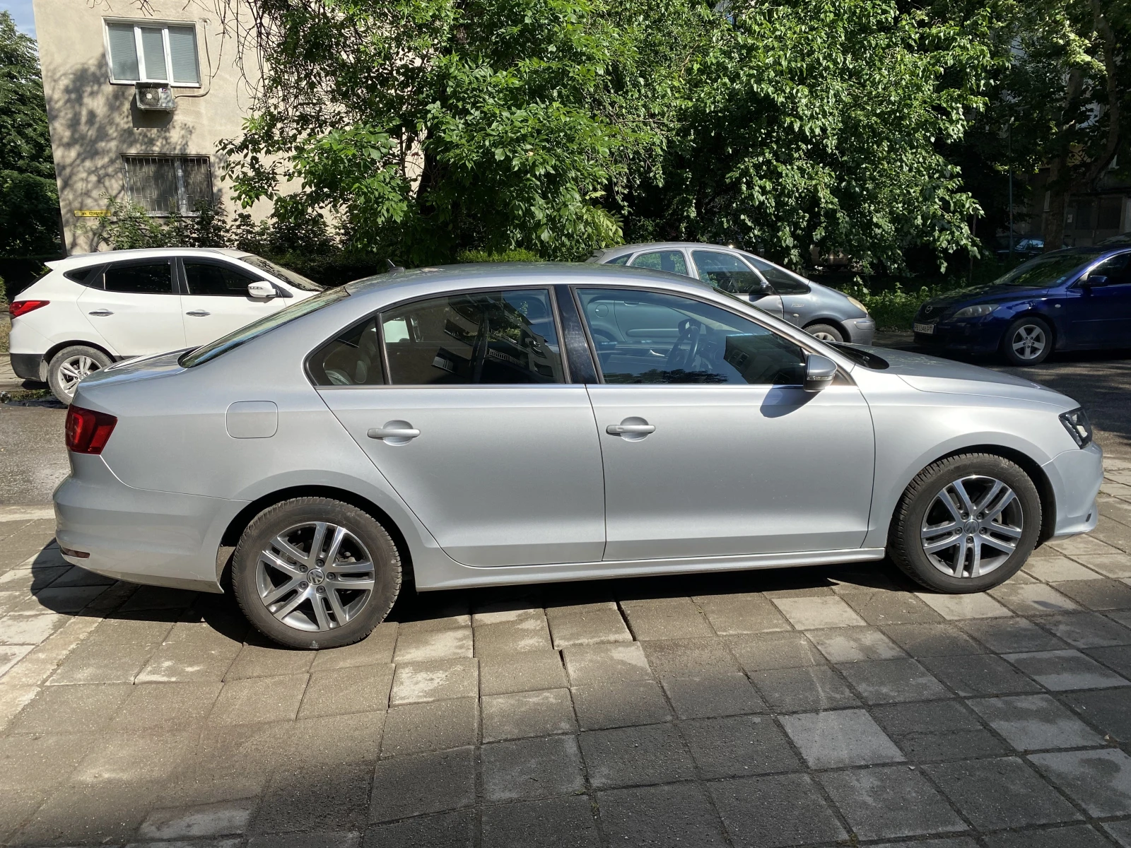 VW Jetta 1.4 TSI 150 к.с. DSG BlueMotion, снимка 15 - Автомобили и джипове - 54810663