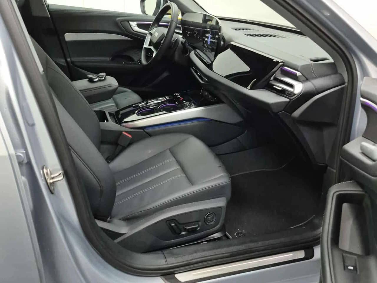 Audi A5 * 2.0 TFSI quattro * ��������* 360���* ���������*  | Mobile.bg � ����������� 14