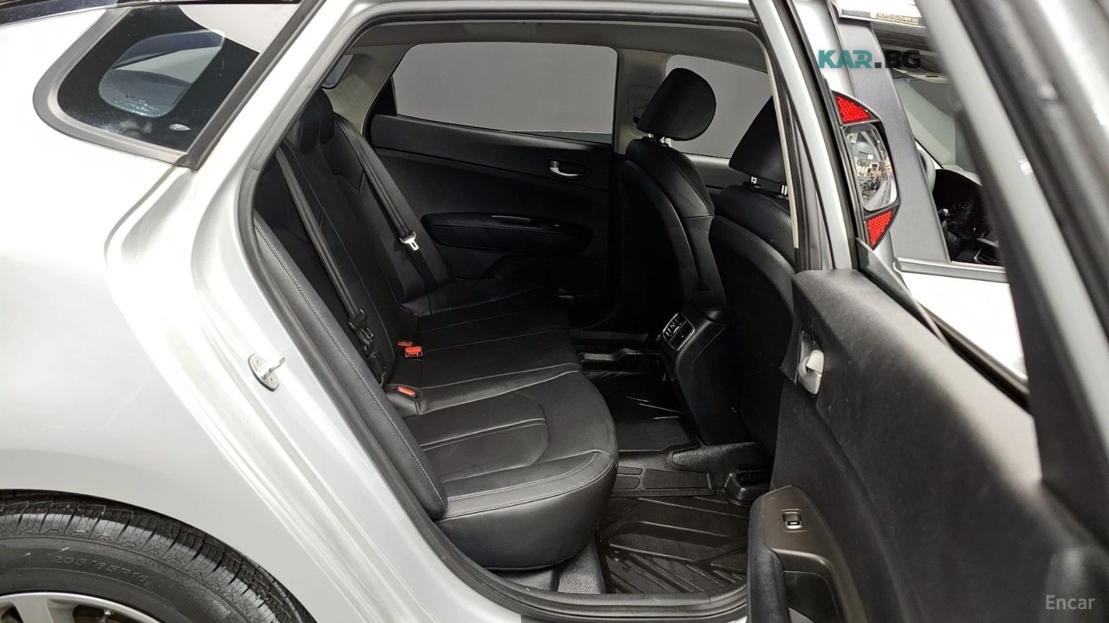 Kia K5 * LPG* ОБДУХВАНЕ* KEYLESS* Camera* , снимка 11 - Автомобили и джипове - 55061848