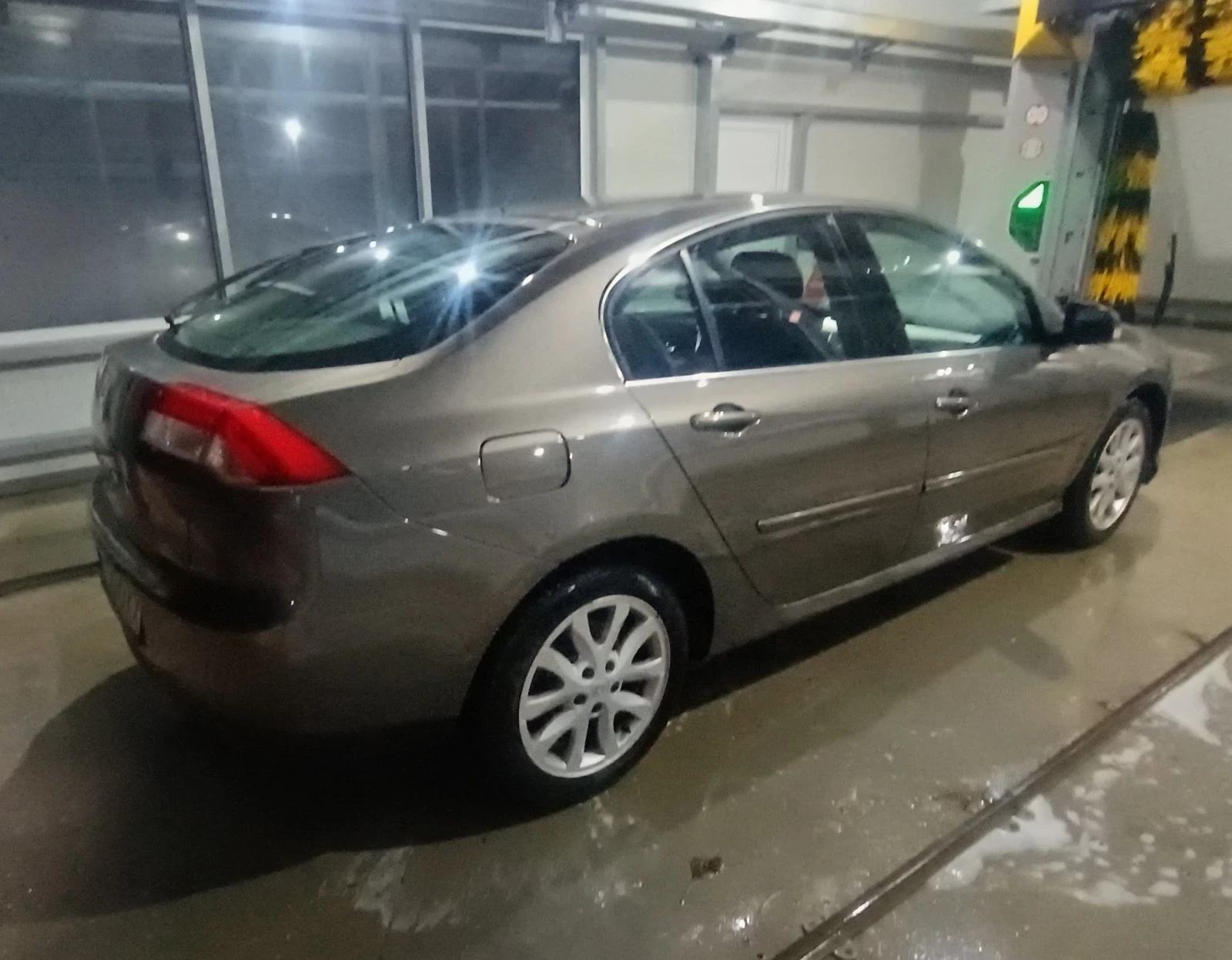 Renault Laguna 1.6 16V LPG , снимка 3 - Автомобили и джипове - 56024324