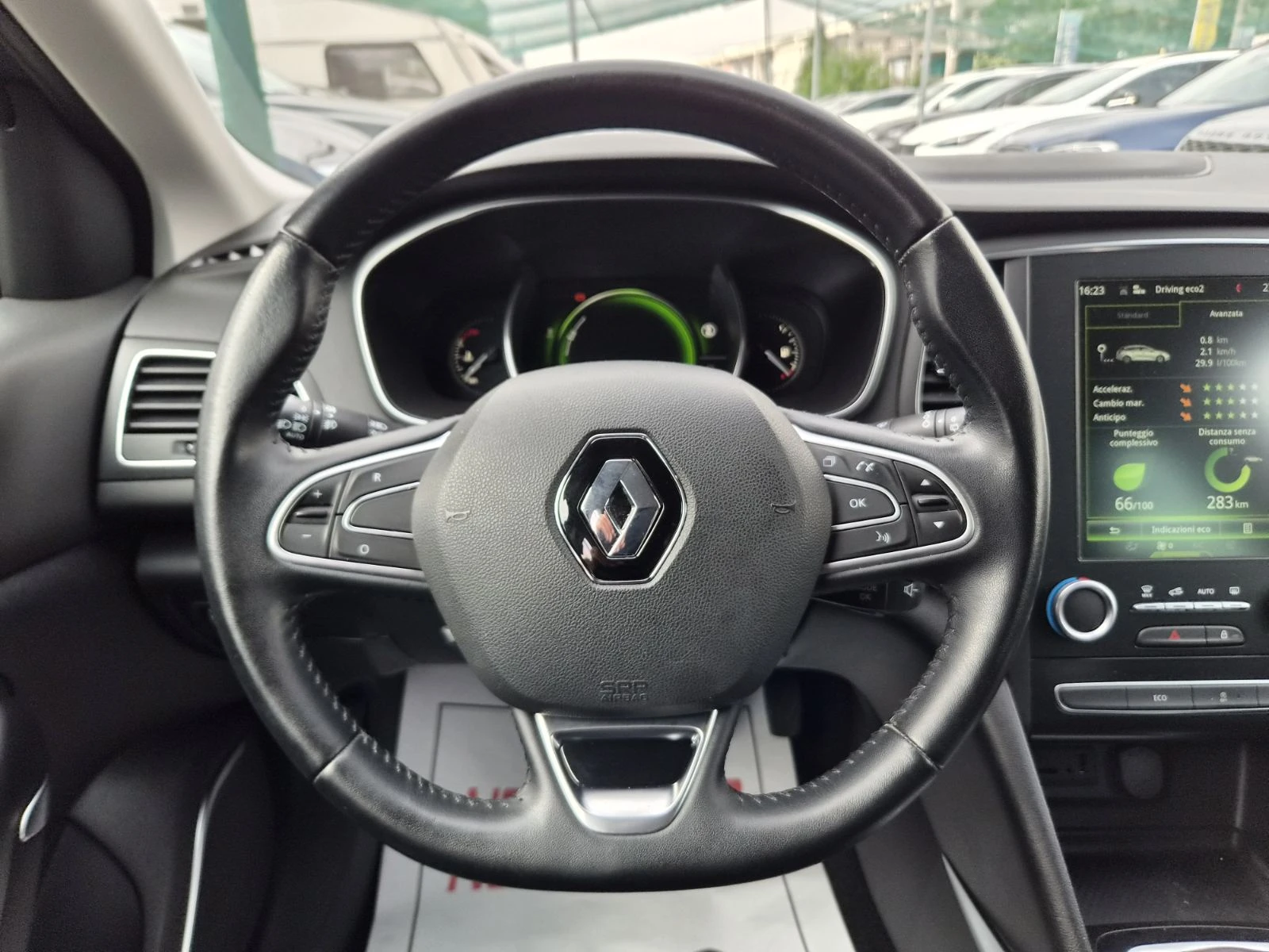 Renault Megane 1.5D-INTENS, снимка 9 - Автомобили и джипове - 56169240
